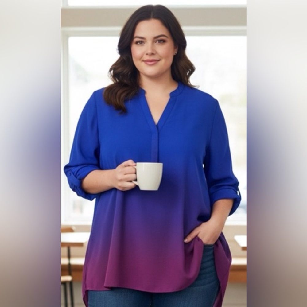 TORRID Harper Blue and Purple Ombre Blouse
Size 4